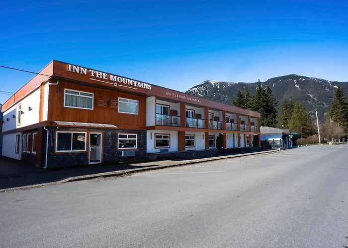 Manning Park Hotels