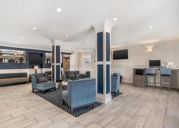 St. George Island Hotels