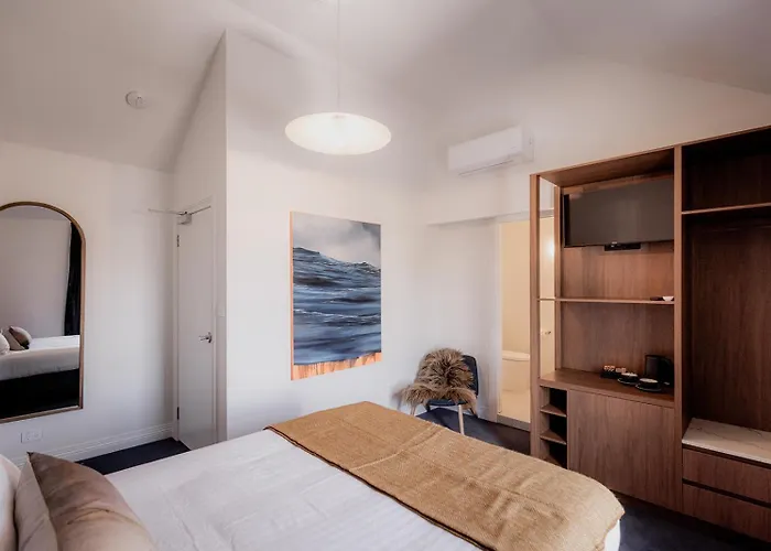 Hobart Hotels