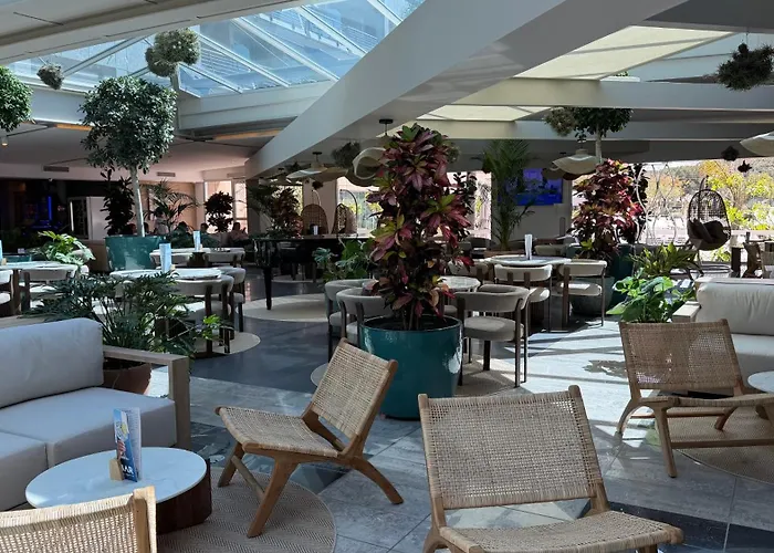Santa Susanna Hotels