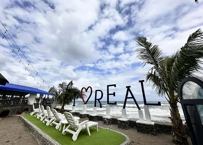 Real Hotels