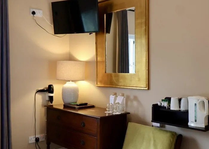 Charlestown Hotels