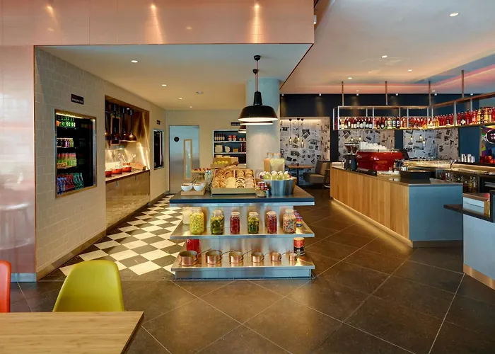 Nanterre Hotels