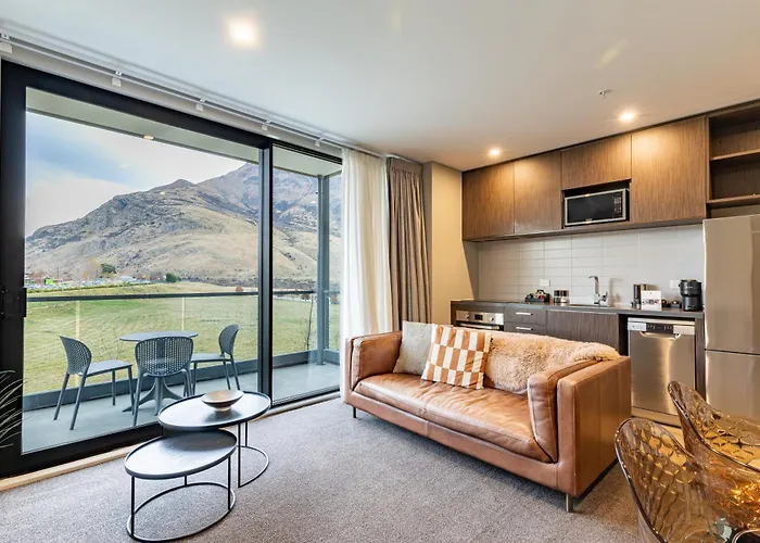 Queenstown Hotels