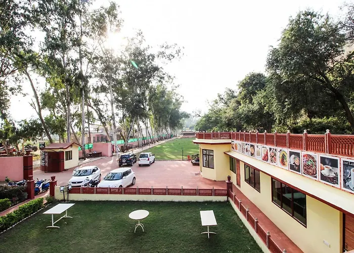 Alwar Hotels