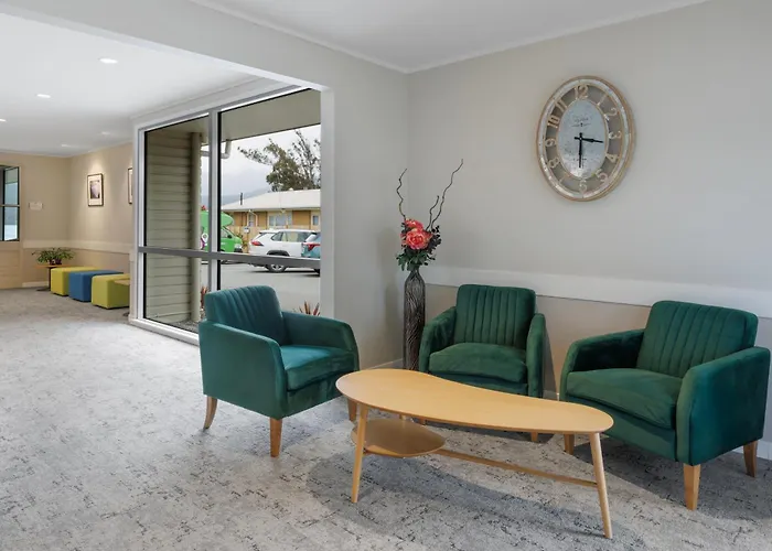 Te Anau Hotels