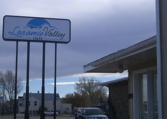 Laramie Valley Inn