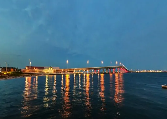 Pier 4 Hotel Somers Point