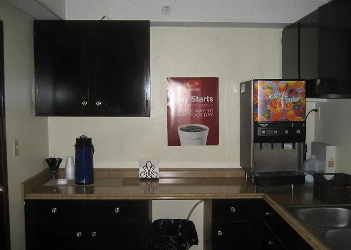 The Lodge At Pensacola Ferry Pass