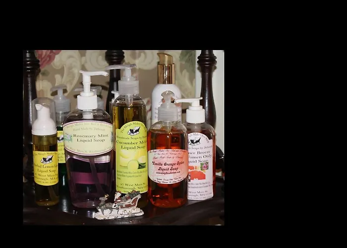 The Sleigh Maker Inn Bed And Breakfast Westborough