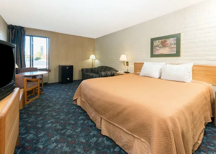 Travelodge Dayton Airport