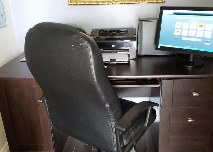 Days Inn By Wyndham Lafayette Near Lafayette Airport