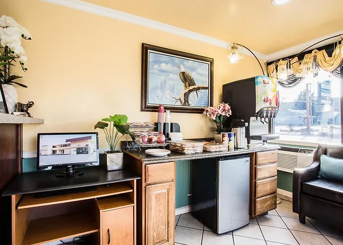 Signature Inn By Sonesta Medford Downtown