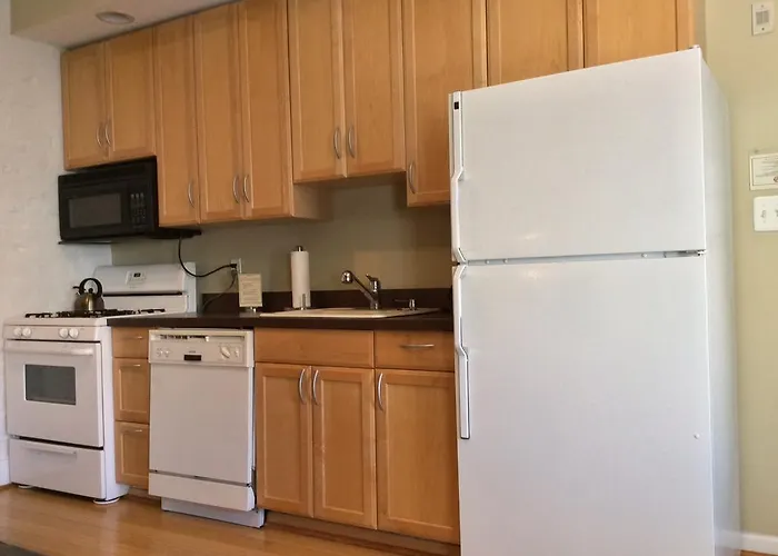 Inn At 2920 Baltimore