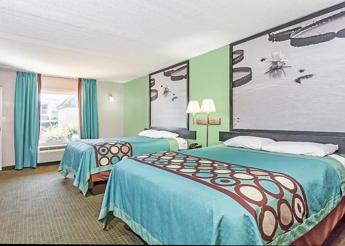 Super 8 By Wyndham Marianna I-10 Hotel