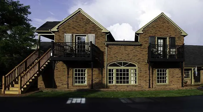 Hillwinds Inn - Blowing Rock