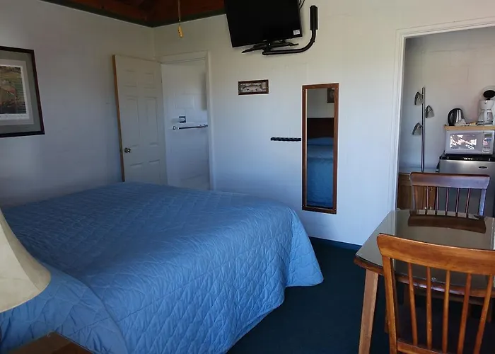 Big Meadow Lodge Bridgeport