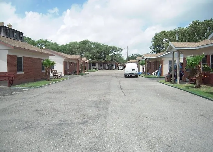 Bayfront Cottages Rockport