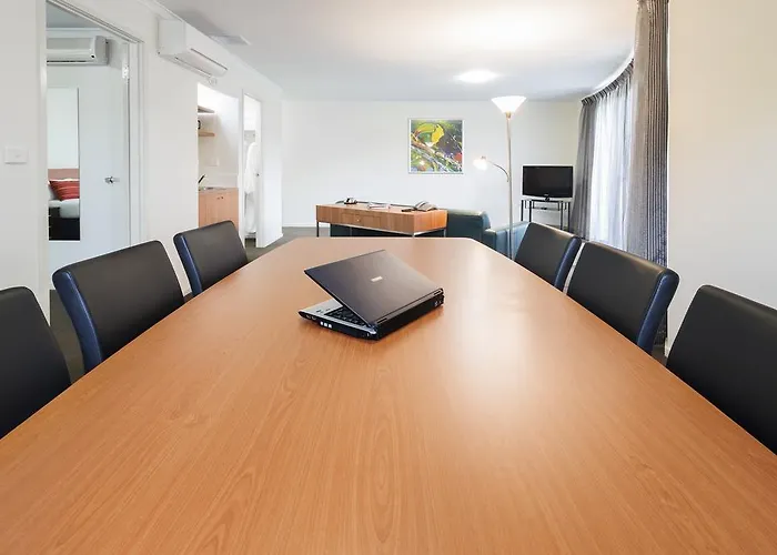 Ramada Encore By Wyndham Belconnen Canberra