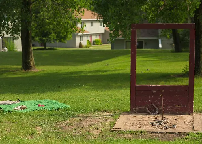 Tamarack And Mirror Lake Resort Lake Delton