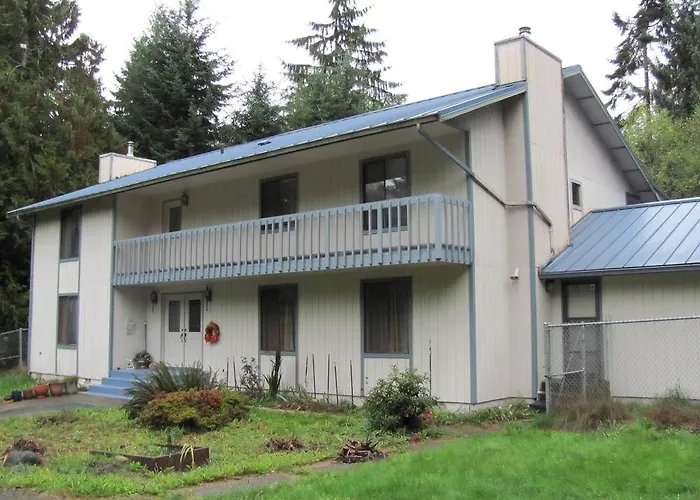 Lord Carlton Country Manor House Bed & Breakfast Port Crescent