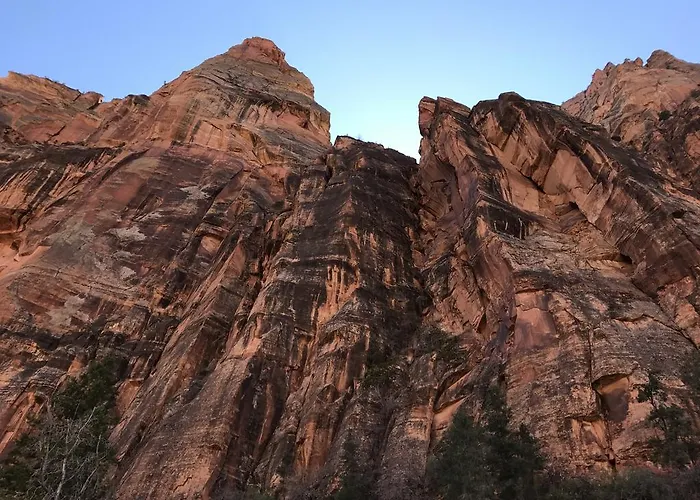 Amid Summer'S Inn Bed And Breakfast Cedar City