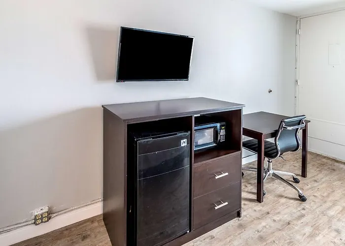 Econo Lodge Mineral Wells