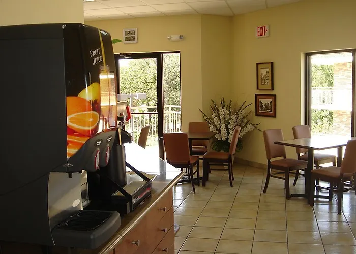 Markham House Suites Little Rock Medical Center