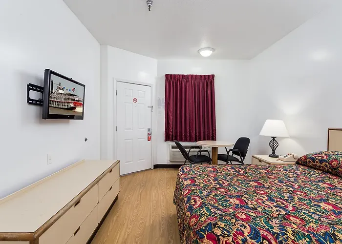 Contempra Inn Kenner