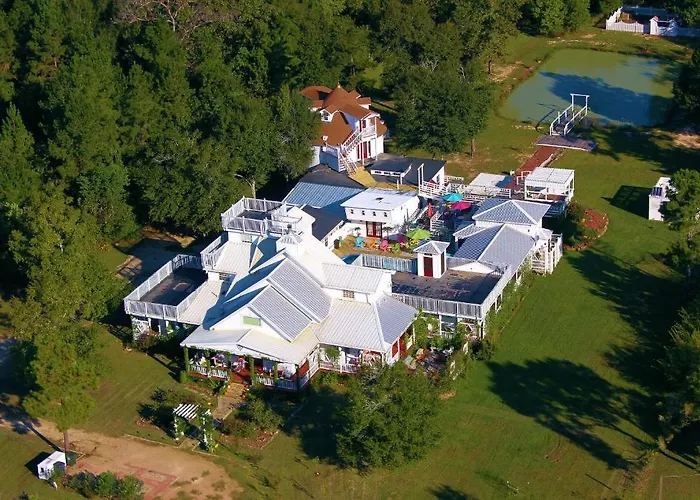 Book Nook Inn Lumberton