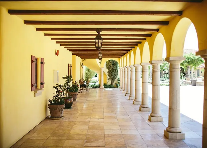 Calipaso Winery & Villa Paso Robles