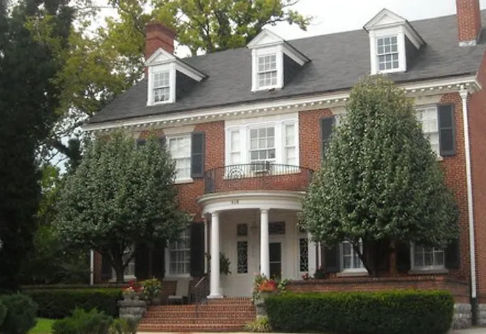 King George Inn Roanoke