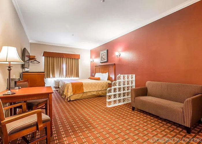 Rodeway Inn & Suites Pasadena