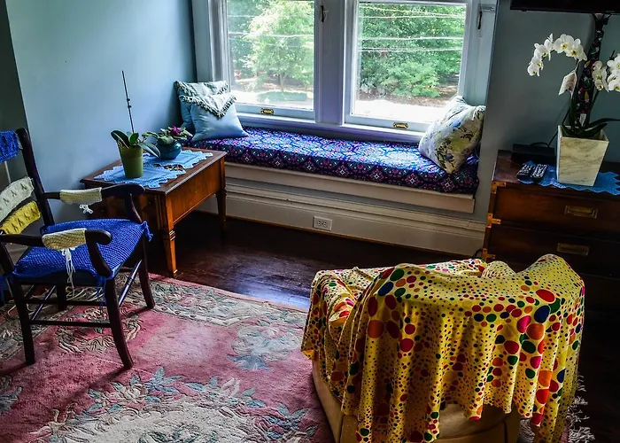 Greenwood Bed & Breakfast Greensboro