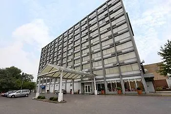 University Hotel And Suites Cleveland