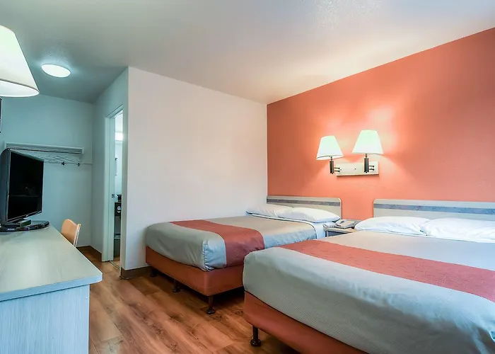 Motel 6-Whittier, Ca - Los Angeles