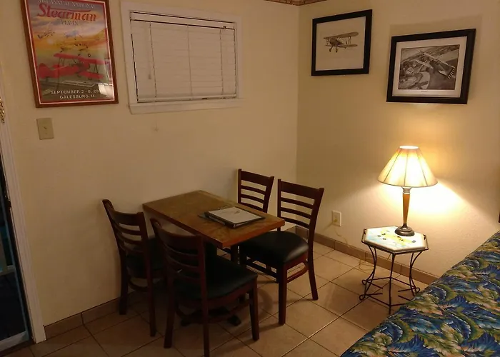 Amelia'S Landing Hotel Port Aransas