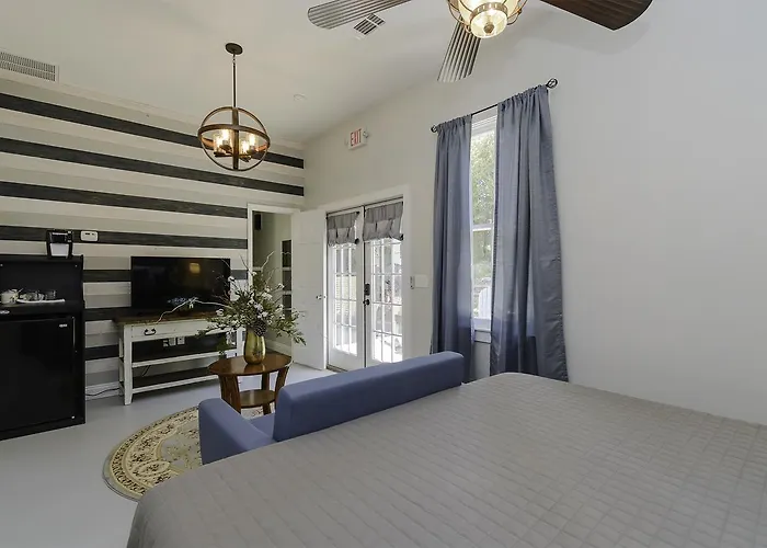 Clermont Bluffs Bed & Breakfast Natchez