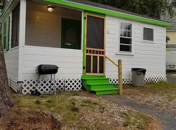 Lighthouse Cabins Old Orchard Beach