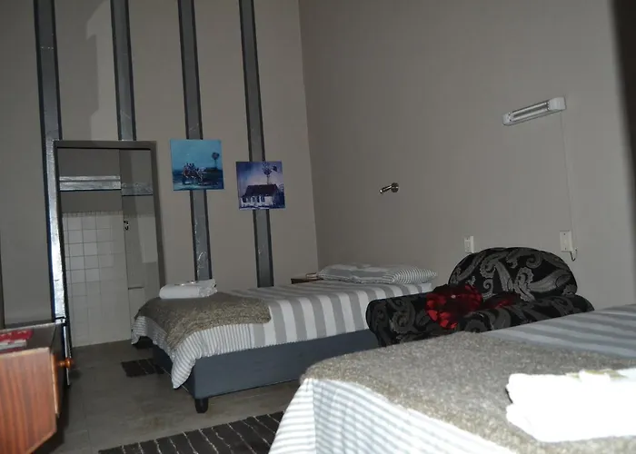 Kenhardt Hotels