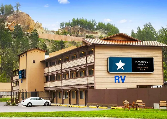 Magnuson Grand Rushmore View Keystone