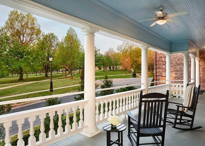 Inn At Carnall Hall Fayetteville