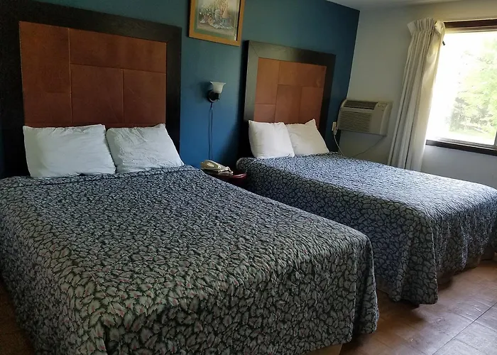 Tarragon Motel Marinette