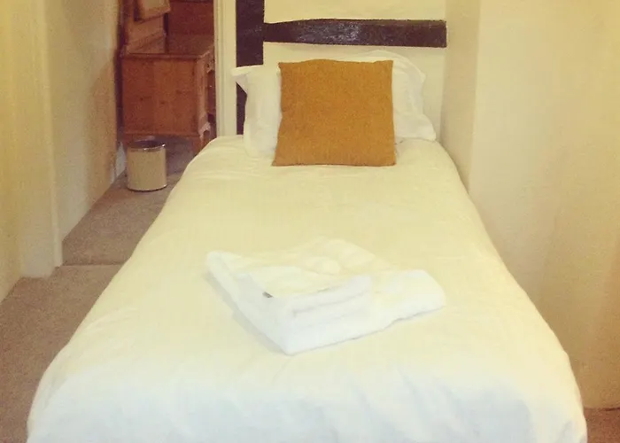 Petworth Hotels