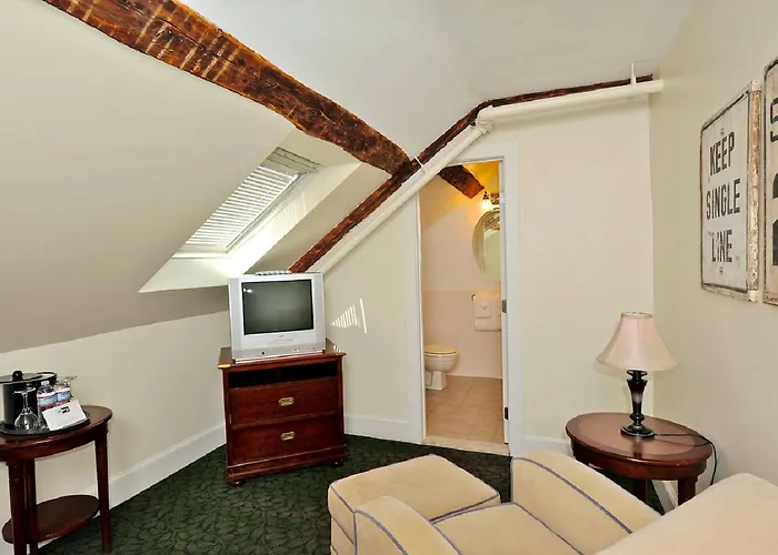 Jailhouse Inn Newport