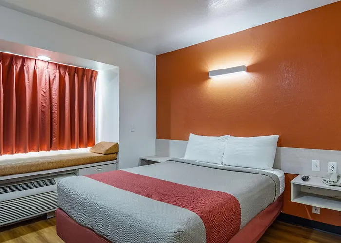 Motel 6-Mcalester, Ok