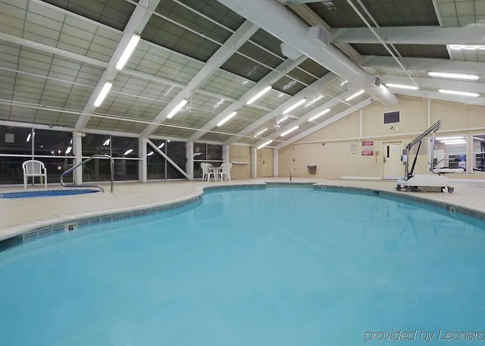 Country Inn & Suites By Radisson, Montgomery East, Al