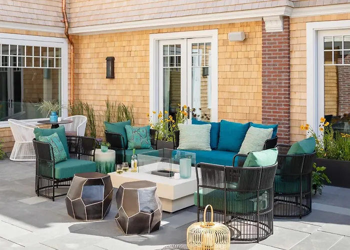 The Sydney, The Edgartown Collection Hotel
