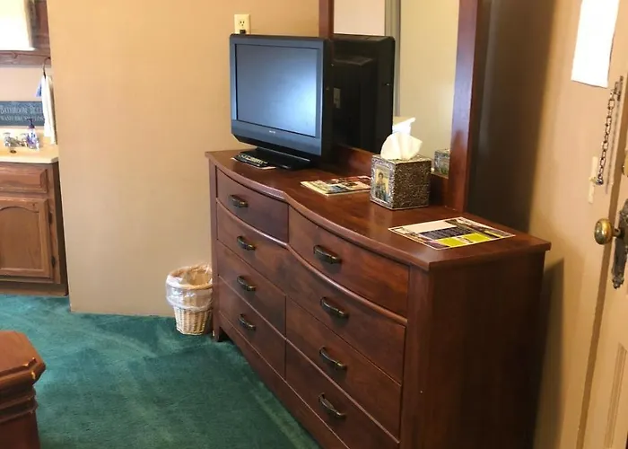 The Courtland Hotel & Spa Fort Scott