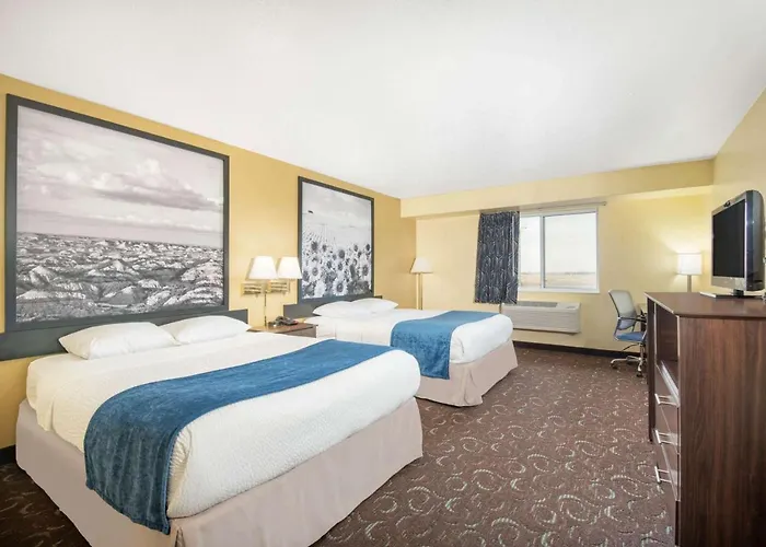 Four Seasons Inn Bottineau